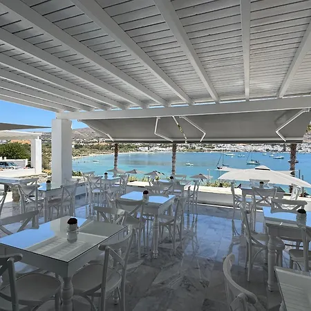 ホテル Parian Village - Adults Only 4*