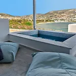 فندق Parian Village - Adults Only باروس