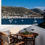 فندق Parian Village - Adults Only 4*