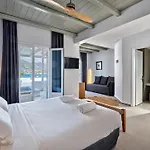 فندق Parian Village - Adults Only